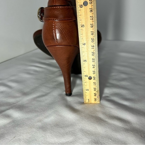 KENNETH COLE UNLISTED Size 8MHigh Heel Ankle Boots Womens Zipper Brown. - Picture 11 of 12